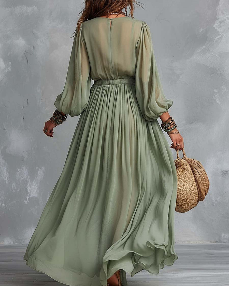 Elodia | Vestido Largo con Bordados Florales en los Hombros, Verde Salvia