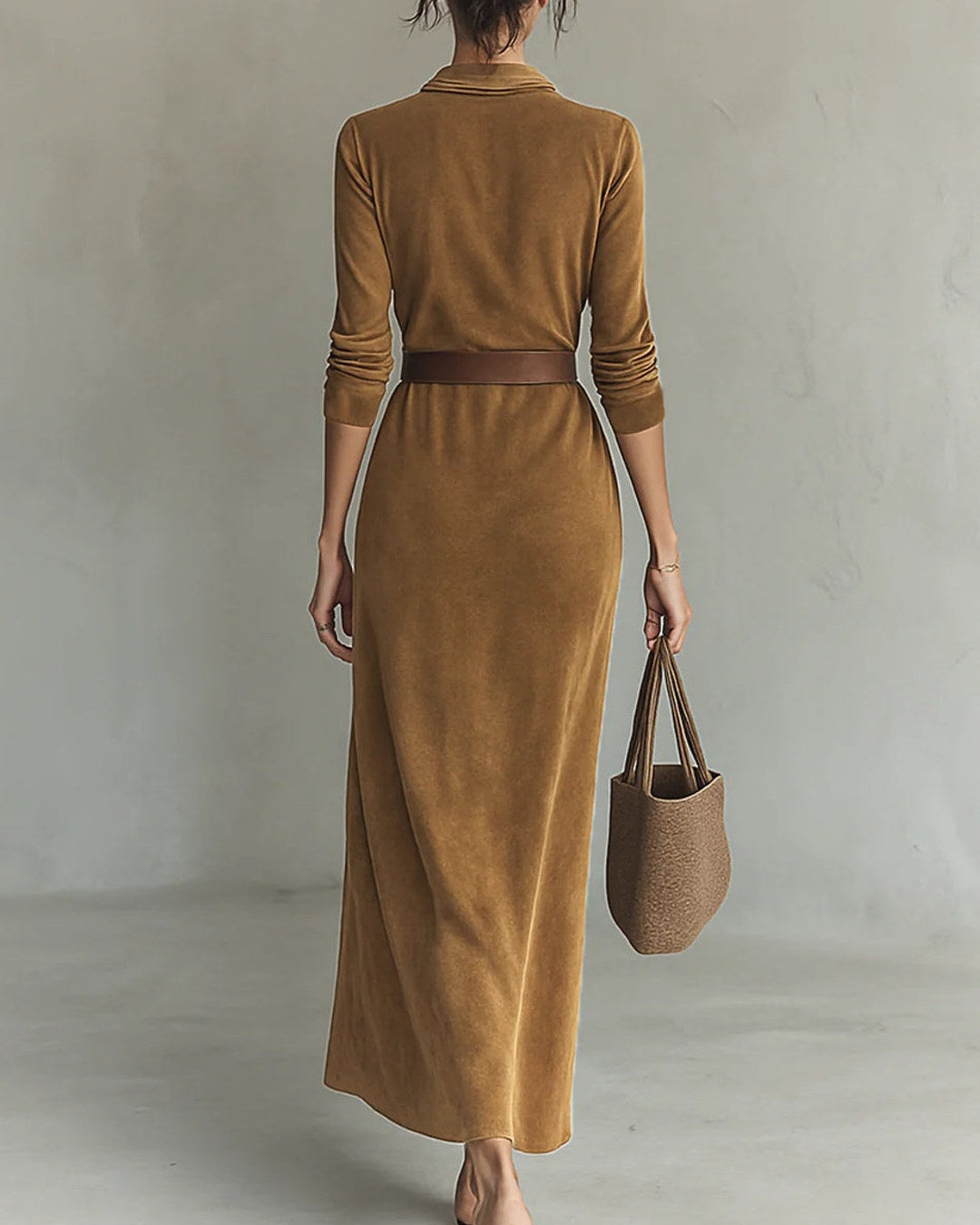 Giada | Vestido Largo Efecto Suede con Cuello Camisa y Cintura
